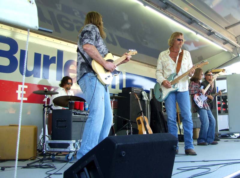 photo of Charlie Robison band
